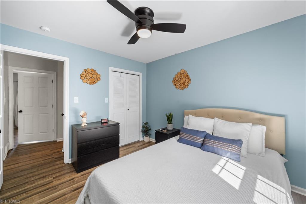 Winston-Salem, North Carolina 27103, United States, 3 Bedrooms Bedrooms, ,3 BathroomsBathrooms,Residential,Active,214658