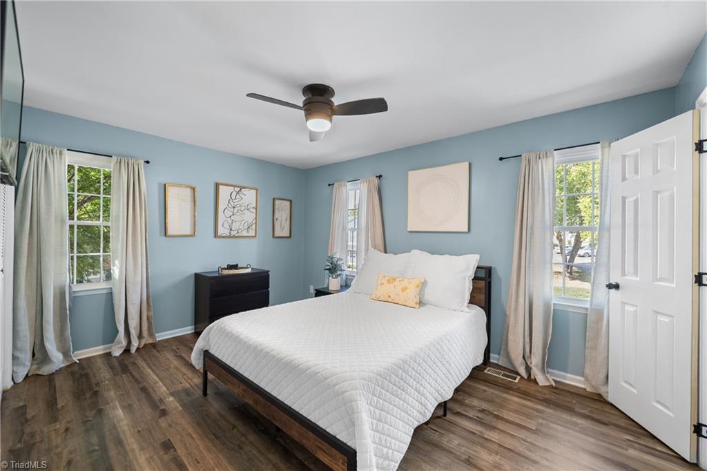 Winston-Salem, North Carolina 27103, United States, 3 Bedrooms Bedrooms, ,3 BathroomsBathrooms,Residential,Active,214658