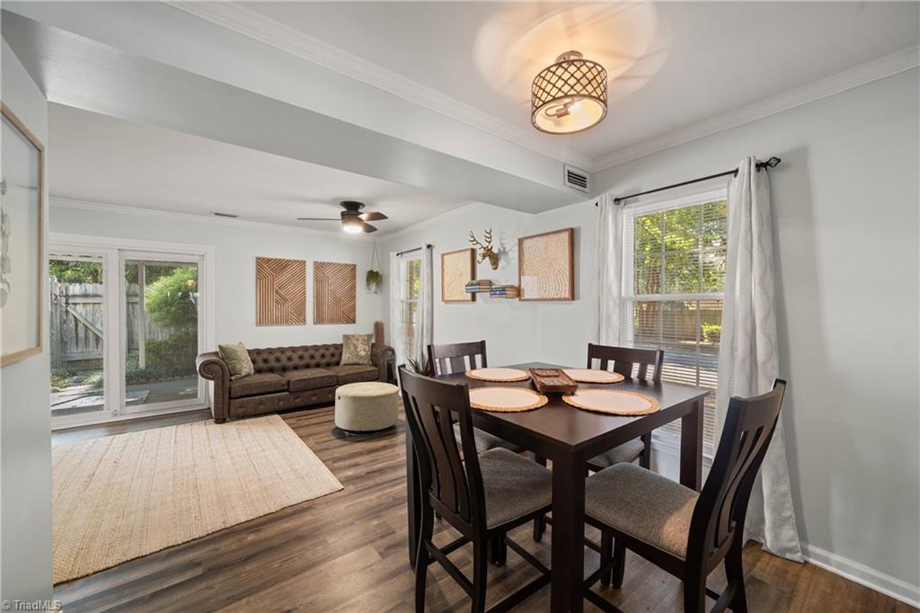 Winston-Salem, North Carolina 27103, United States, 3 Bedrooms Bedrooms, ,3 BathroomsBathrooms,Residential,Active,214658