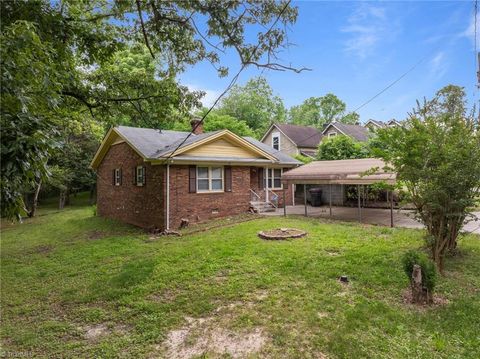 Apartment For Sale - 331 Washington Avenue<br/> Rockingham County, Reidsville, NC 27320