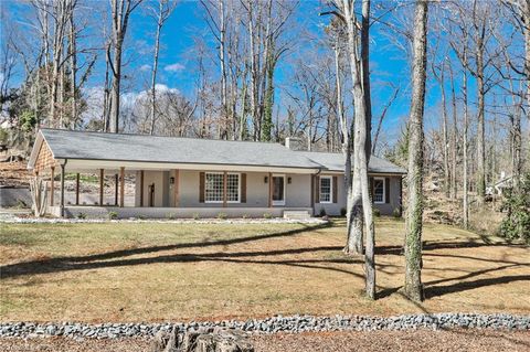 A home in Elkin