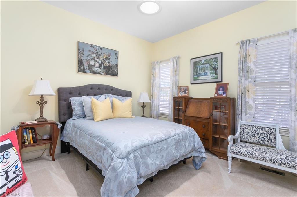 16 Dunlin Square, Greensboro, North Carolina image 32