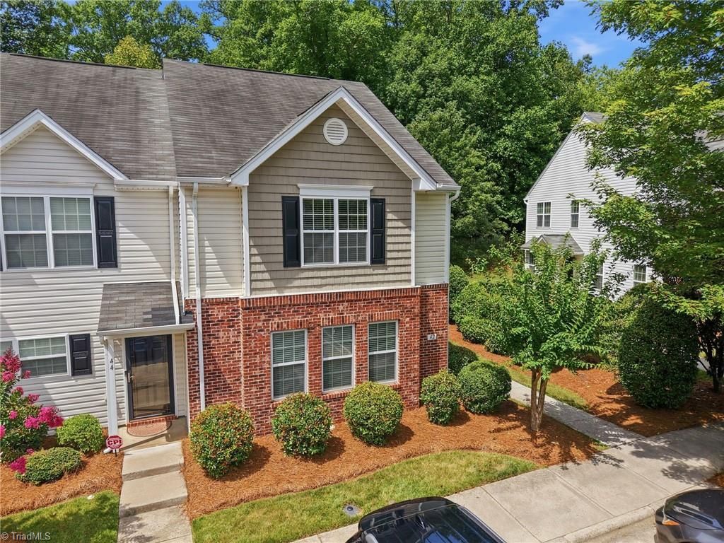 Photo of 42 Ledgerstone Lane, Greensboro, NC 27407 (MLS # 1225727)