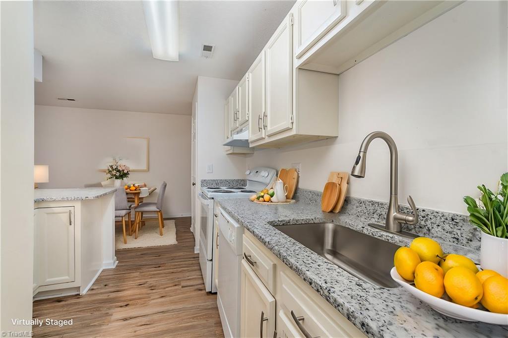 10240 Rose Meadow Lane #D, Charlotte, North Carolina image 17