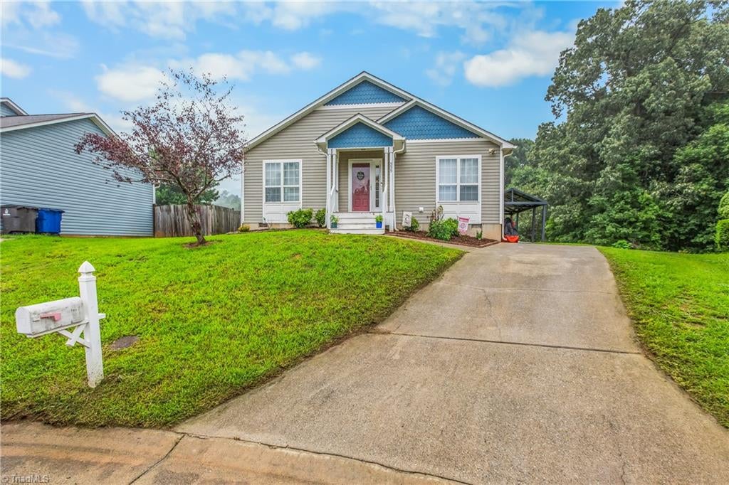 555 Brown Stone Court, Kernersville, NC, 27284