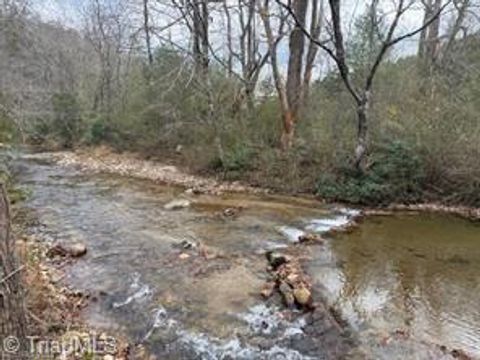 Vacant Land For Sale - 4337 Parsonsville Road<br/> Purlear, NC 28665