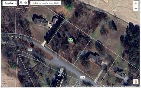 Photo for 303 Country Club Drive