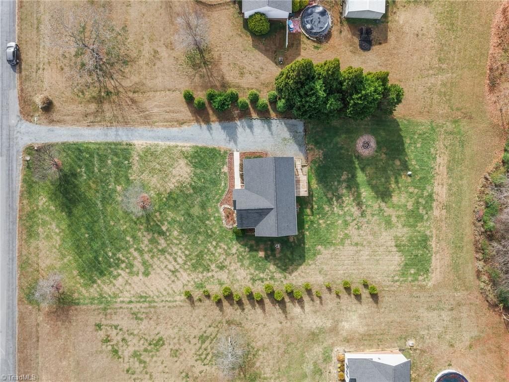 Photo of 346 Walnut Creek Lane, Asheboro, NC 27205 (MLS # 1203617)