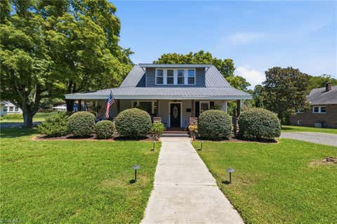 Homes For Sale - 397 Wilkesboro Street<br/> Mocksville, NC 27028