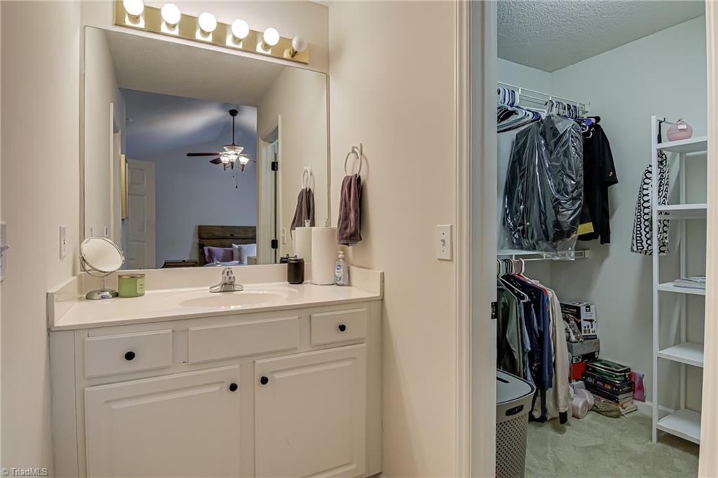 5022 Bartholomews Lane, Greensboro, North Carolina image 29