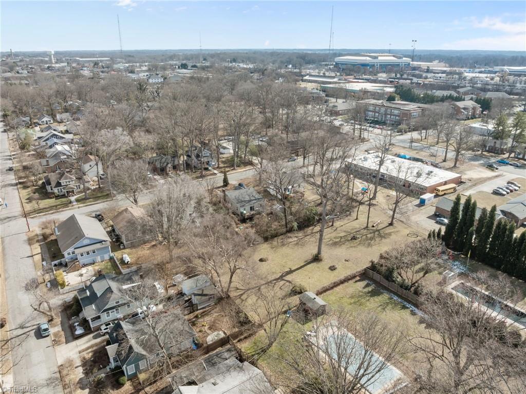 2303 Sherwood Street