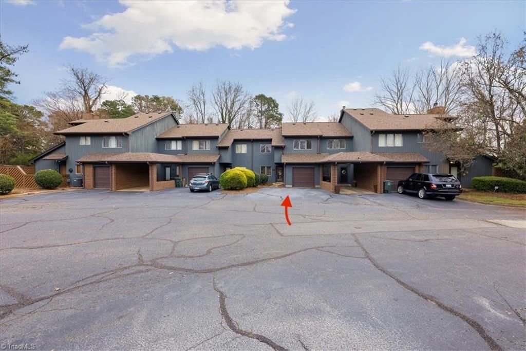 Photo of 210 College Road #303, Greensboro, NC 27410 (MLS # 1203899)
