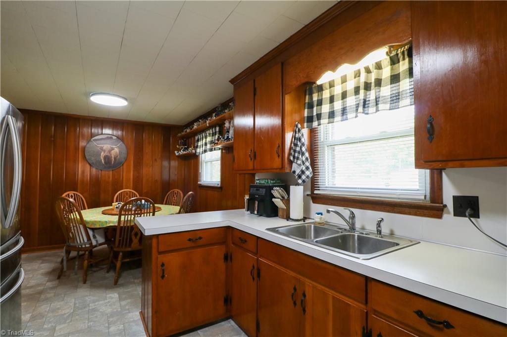 562 Cedar Drive, Lexington, North Carolina image 26