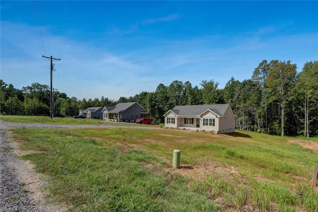 156 Lee Road