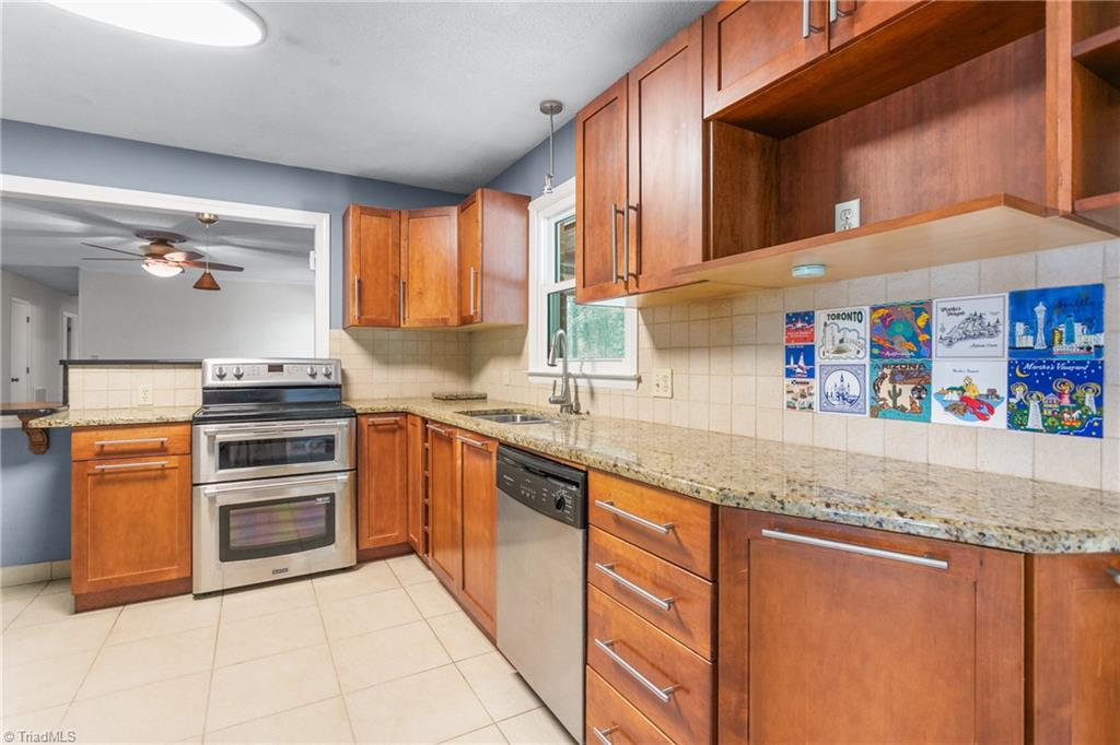3901 Cornish Glen Court, High Point, North Carolina image 17