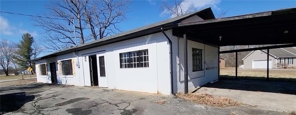 1508 Longtown Road, Boonville, North Carolina image 1