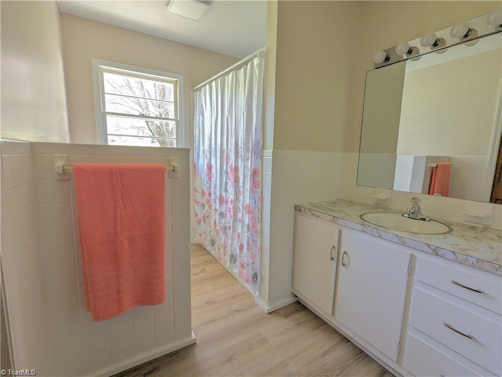1299 N Franklin Road, Mount Airy, North Carolina image 12