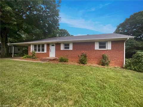 A home in Kernersville