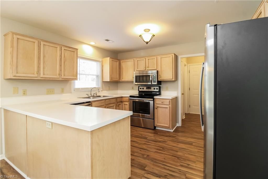 Photo of 3508 Cardinal Ridge Drive, Greensboro, NC 27410 (MLS # 1211346)