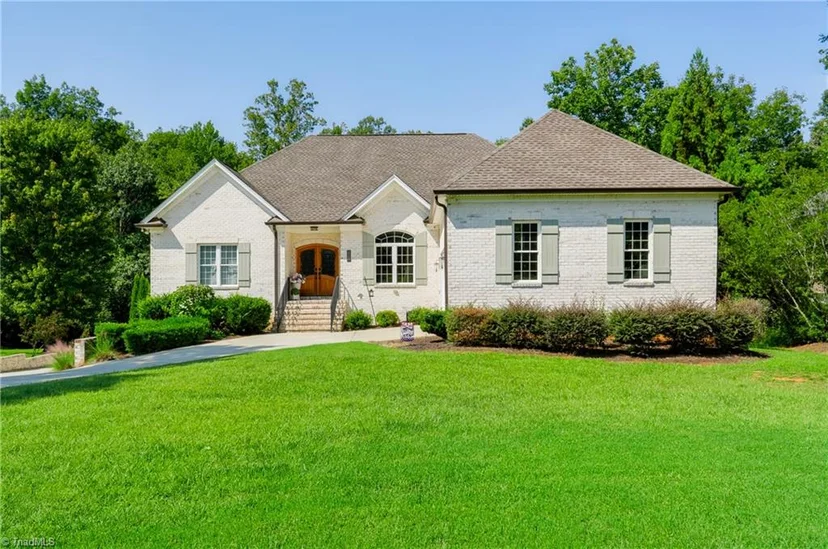 931 Golf House Road, photo 1 of 38