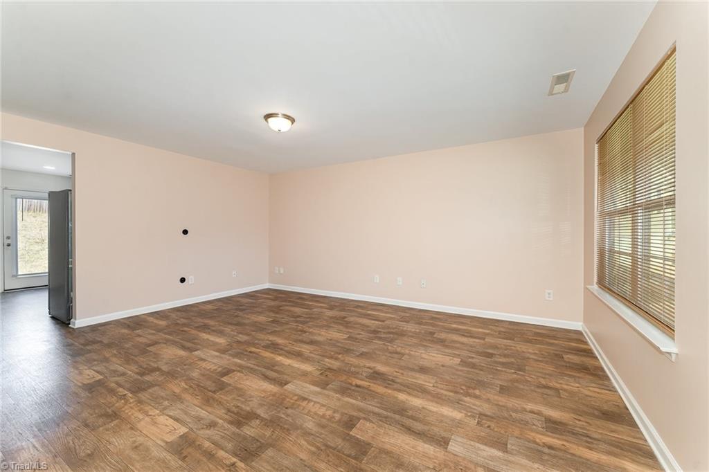 5 Powell Court, Browns Summit, North Carolina image 3