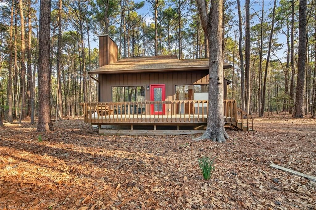 Photo of 2405 Wheelwright Common Cmn, Chapel Hill, NC 27516 (MLS # 1214222)