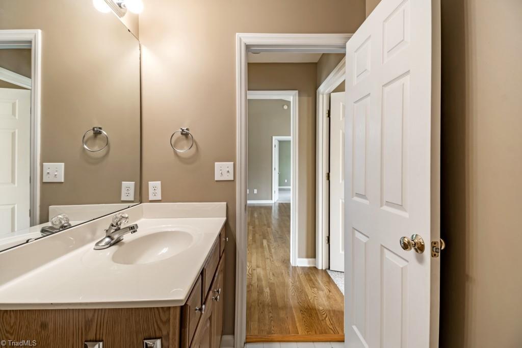 3617 Southpark Drive, High Point, North Carolina image 21
