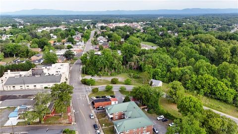 Homes For Sale - 1007 Main Street<br/> Mount Airy, NC 27030