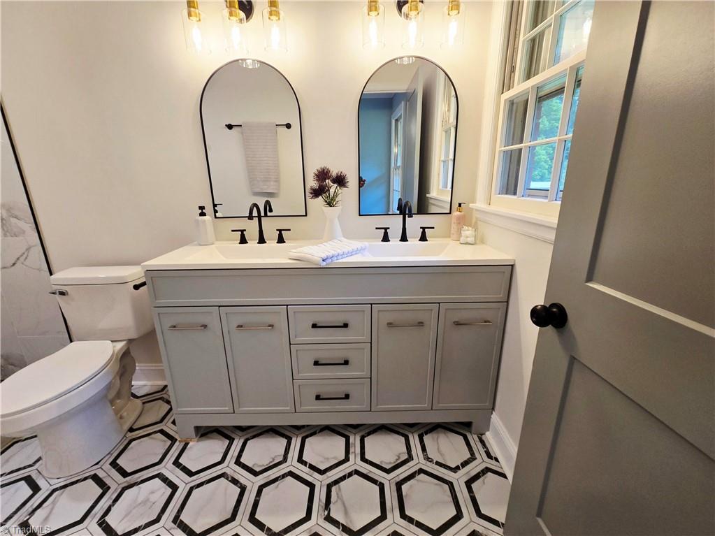 3669 W Greensboro Chapel Hill Road, Liberty, North Carolina image 25