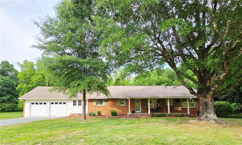 3669 W Greensboro Chapel Hill Road, Liberty, North Carolina image 1