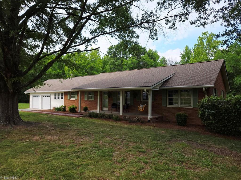 3669 W Greensboro Chapel Hill Road, Liberty, North Carolina image 2