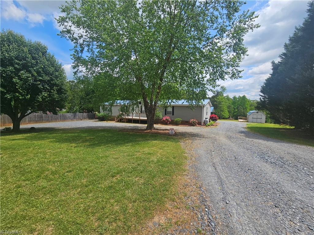 1894 Hoover Hill Road, Asheboro, North Carolina image 3