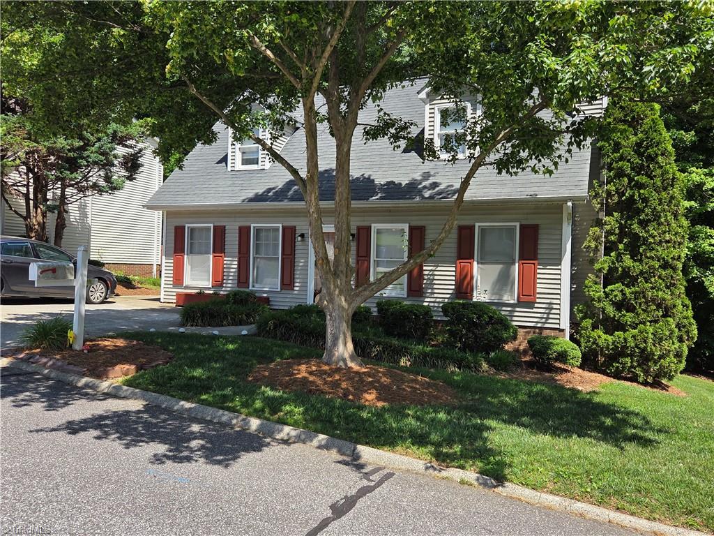 108 Edgedale Court, Kernersville, North Carolina image 1