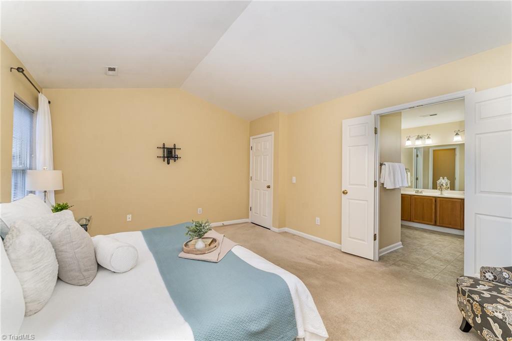 3704 Woodpark Drive, Jamestown, North Carolina image 13