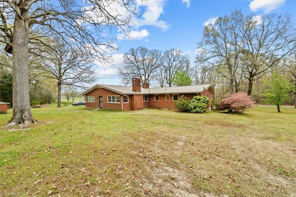 4018 Moon Lindley Road, Snow Camp, North Carolina image 5