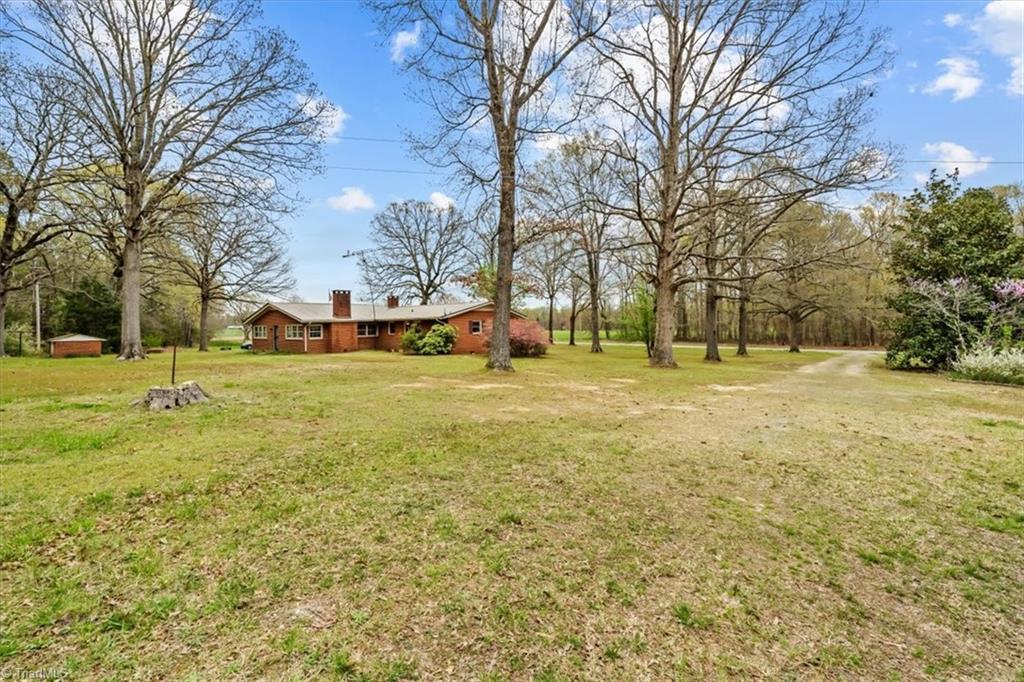 4018 Moon Lindley Road, Snow Camp, North Carolina image 6