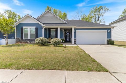Photo of 532 Kayak Court, Mebane, NC 27302 (MLS # 1215101)