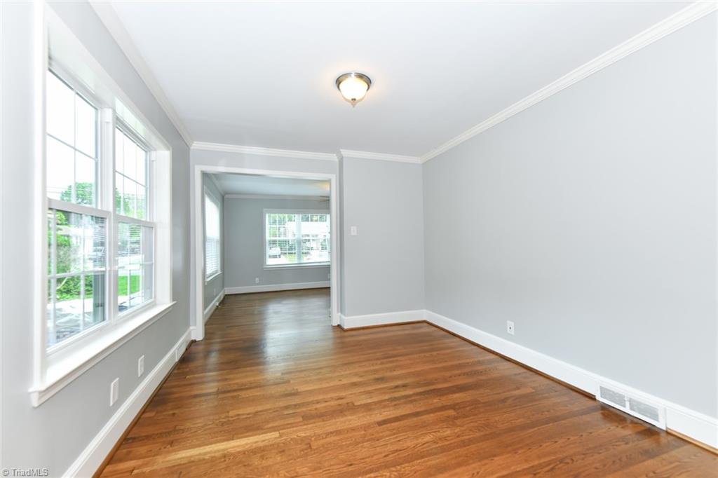 Greensboro, North Carolina 27408, United States, 4 Bedrooms Bedrooms, ,2 BathroomsBathrooms,Residential,Active,201064