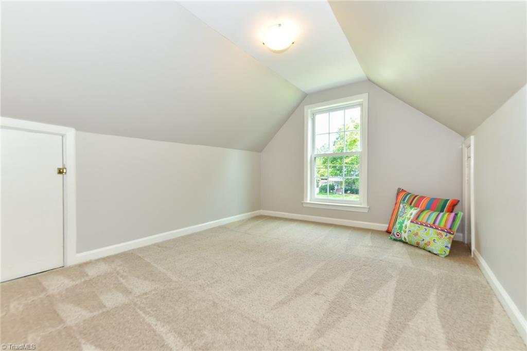 Greensboro, North Carolina 27408, United States, 4 Bedrooms Bedrooms, ,2 BathroomsBathrooms,Residential,Active,201064