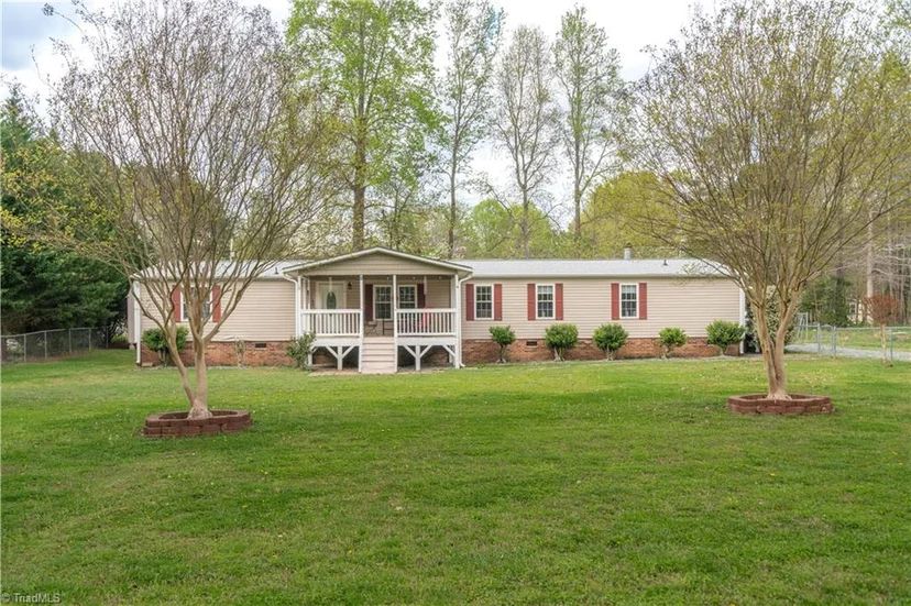 1007 High Rock Shores Drive, photo 1 of 41