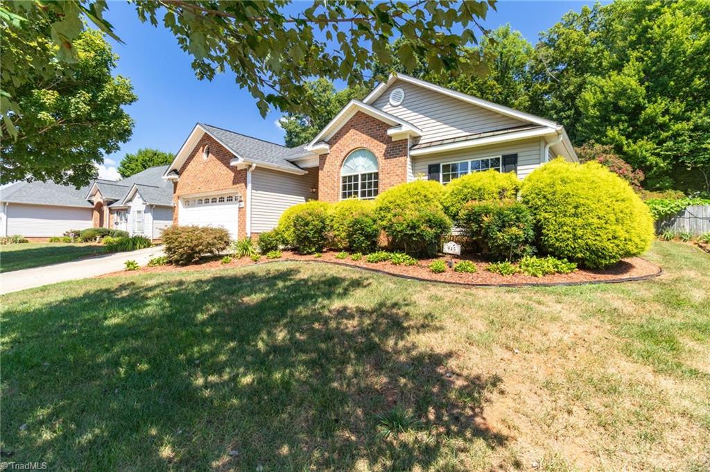 945 Wellesley Place Drive