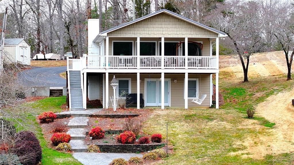 Photo of 105 Sunrise Lane, New London, NC 28127 (MLS # 1207601)