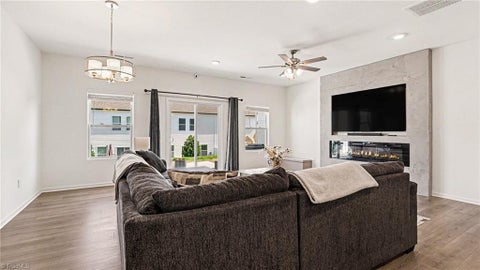 Townhouse For Sale - 704 Whitfield Drive #44<br/> Guilford County, Greensboro, NC 27455