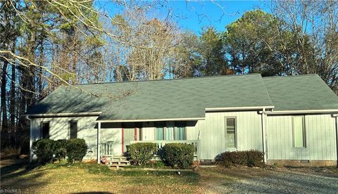 5607 Golden Needle Drive McLeansville NC 27301