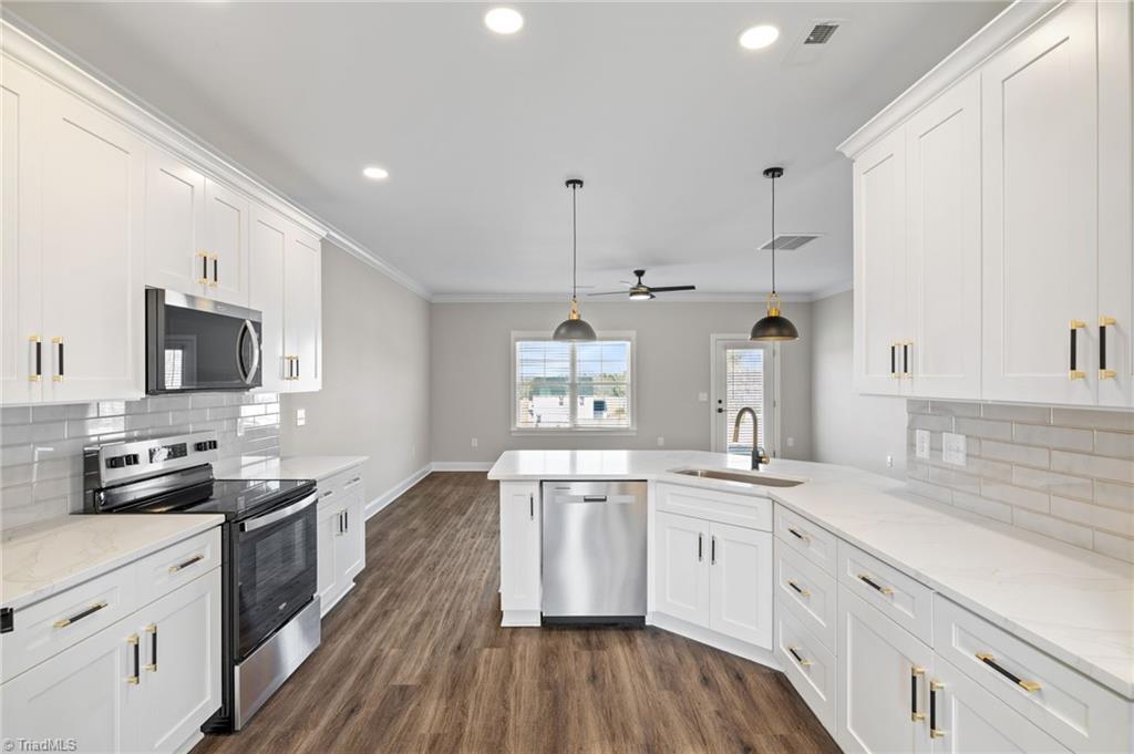 Madison, North Carolina 27025, United States, 4 Bedrooms Bedrooms, ,4 BathroomsBathrooms,Residential,Active,230768