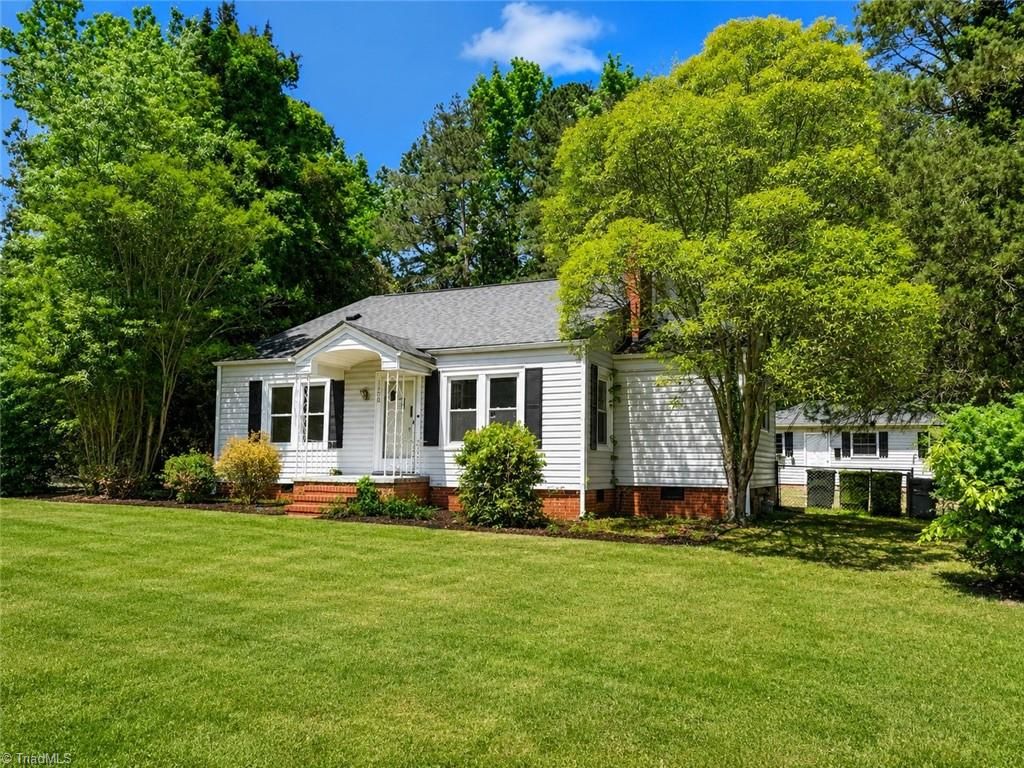 Photo of 1208 W Vandalia Road, Greensboro, NC 27406 (MLS # 1219051)