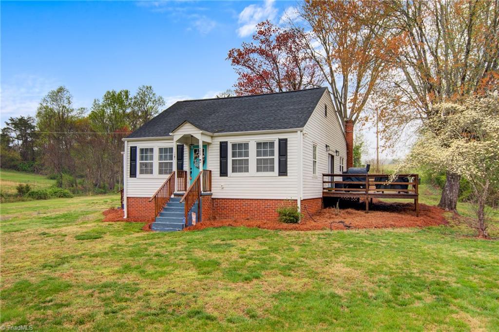 1408 Billy Reynolds Road, Yadkinville, North Carolina image 3