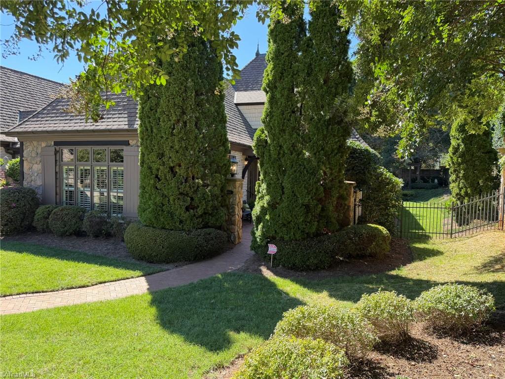 Photo of 890 Turnberry Forest Court, Winston-Salem, NC 27106 (MLS # 1236886)