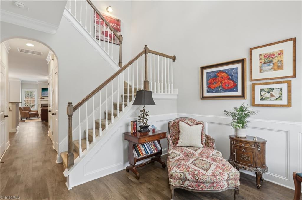 303 Zurich Court