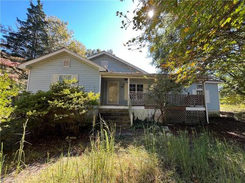 3014 Gilbert Street Winston-Salem NC 27107